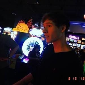 Meet your Posher, Ian